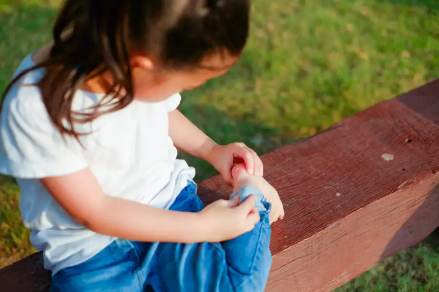 Image de :Petits bobos d’été : comment protéger les pieds de vos enfants